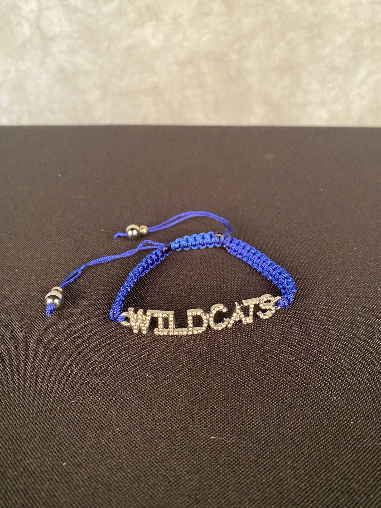 Macrame Wildcats Bracelet