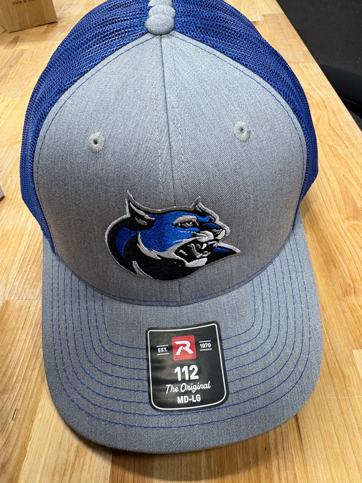 Adjustable hats